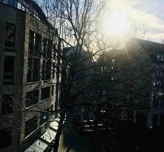 Charmantes 1zi Im Herzen Von Mit Balkon ブラウンシュバイク